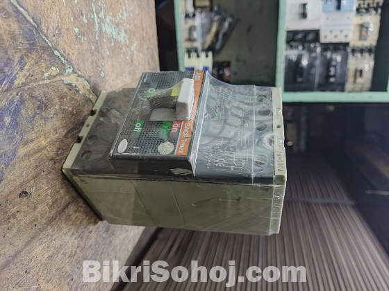 Circuit breaker 100A